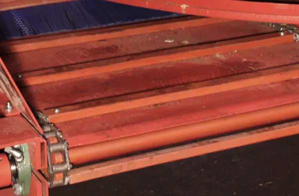 China Factory Customized Attachment 667XH 667K 667KC Steel Pintle Chains and Sprocket for Feeder Mixer