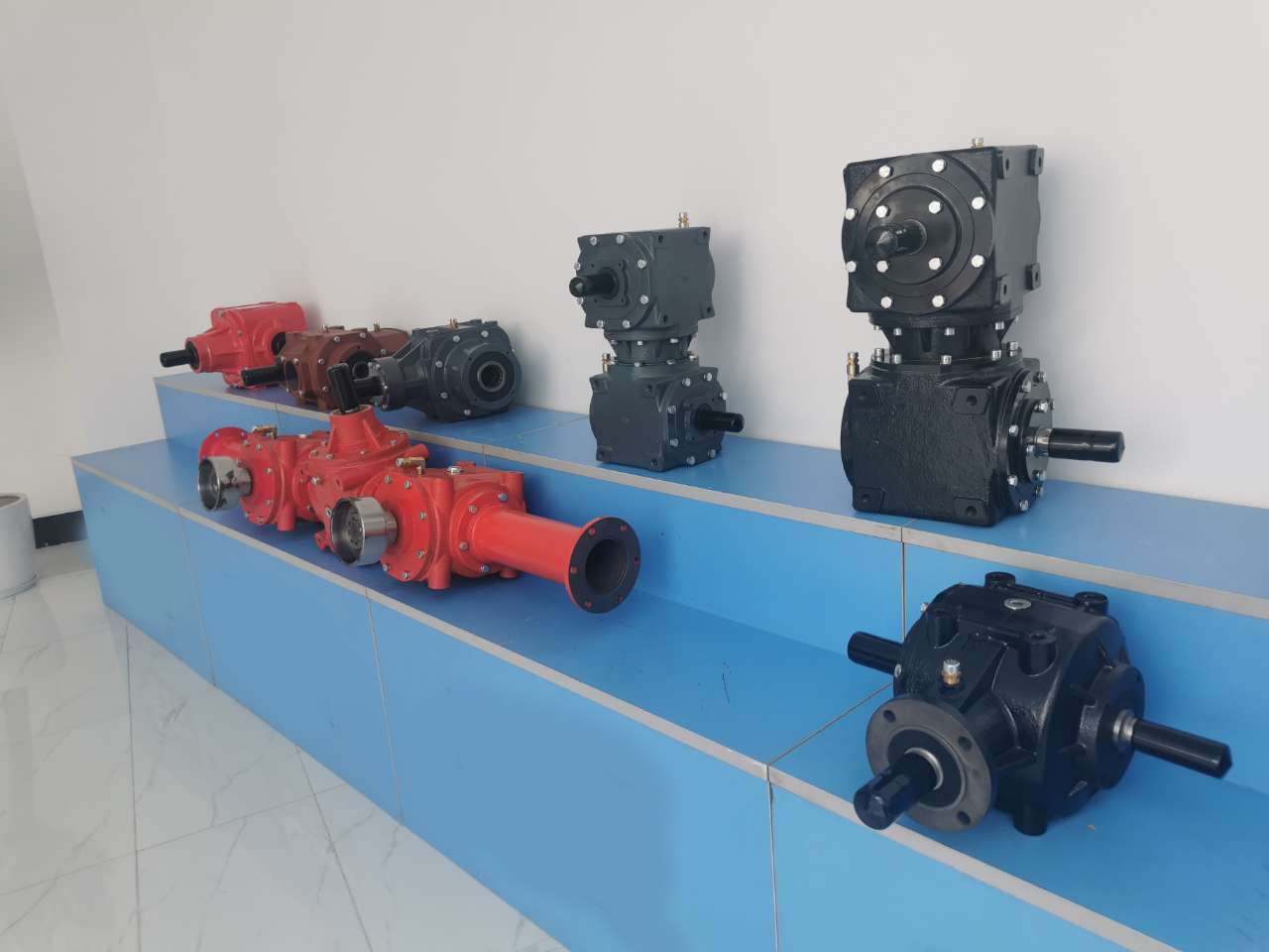 Forage Harvester Speed Reducer Gear Drive Silage Machine Gearbox for German Champion Four Disc (Type 3500)