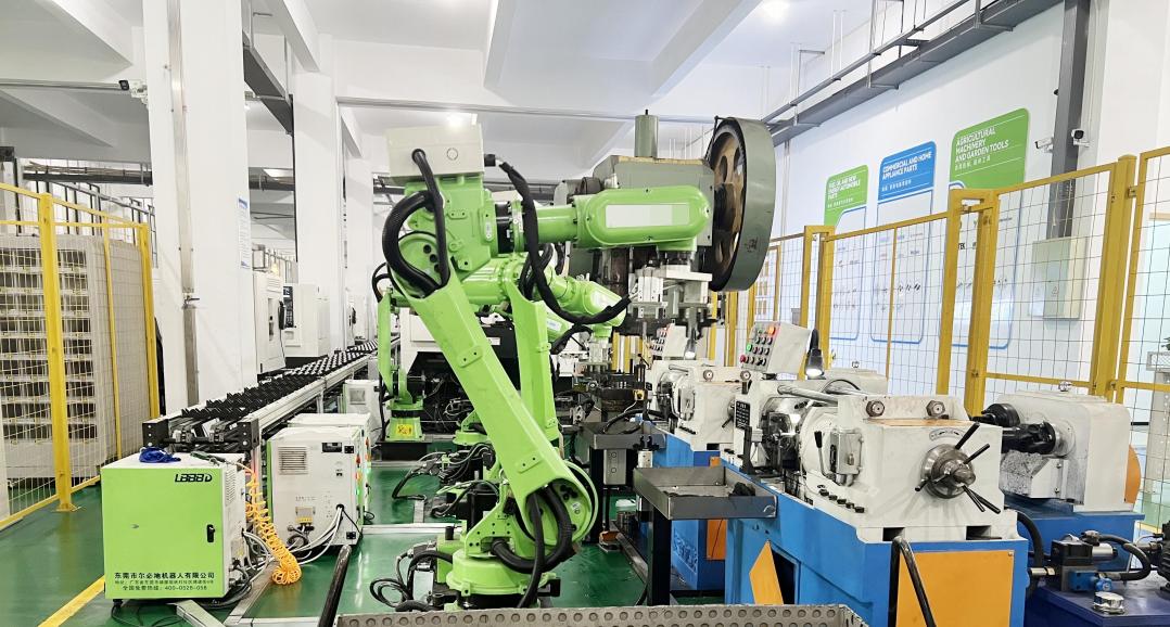 Good Quality Manufacture Machine and Test Equipment Customized Material Fuel Oil and New Energy Automobile Parts Shafts