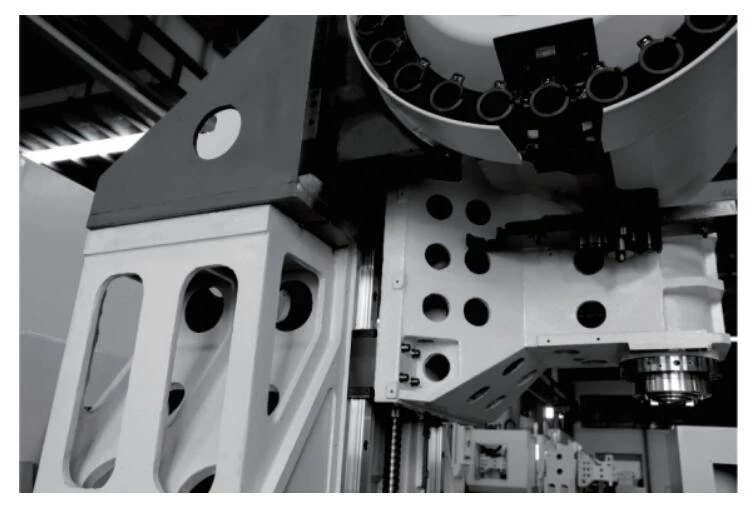 Small Size High Rigidity 3 Axis CNC Lathe SVB650 Machine Tool Metal Cutting Vertical Machining Center CNC Milling Machine