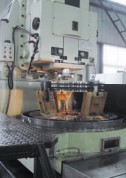 Hot Selling Heavy-duty Construction Excavator Mining Crane Slew Ring Drive Gearbox Slewing Bearing Made in China