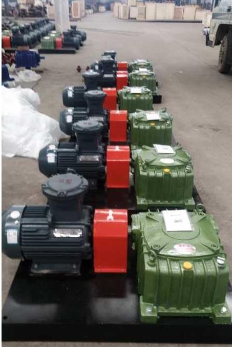 China Manufacturer Wps Worm Gearbox with CE Certificate