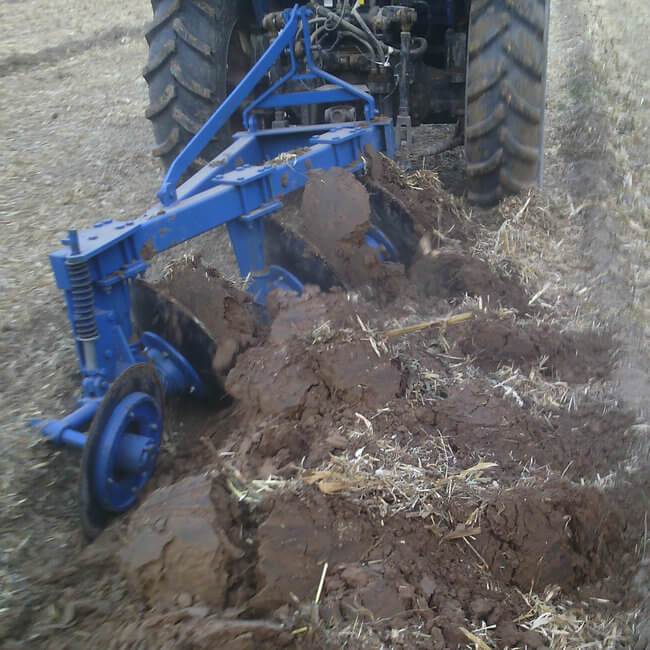 1LYQ-220 18HP 2 Disc Agricultural Cat I II Mounted Three Point Single Way Disc Plough for Cultivation 4-wheel Tractor